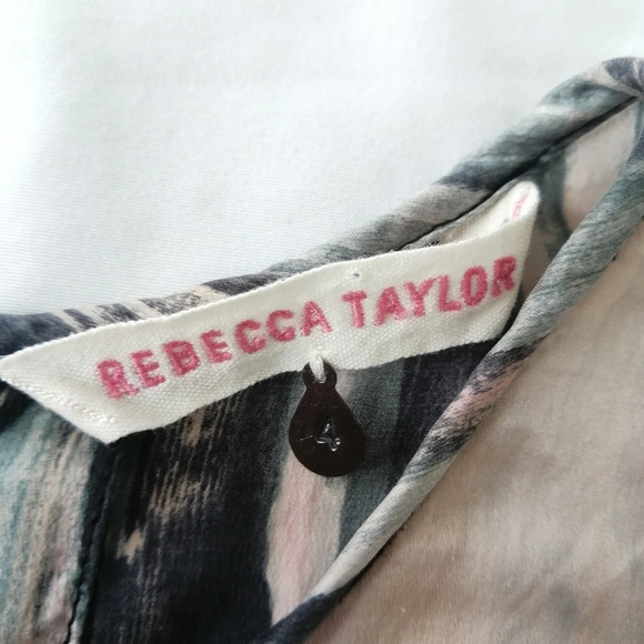 Rebecca Taylor Abstract Watercolour Silk Blouse with Contrast Short Sleeves 4 - Picture 11 of 17
